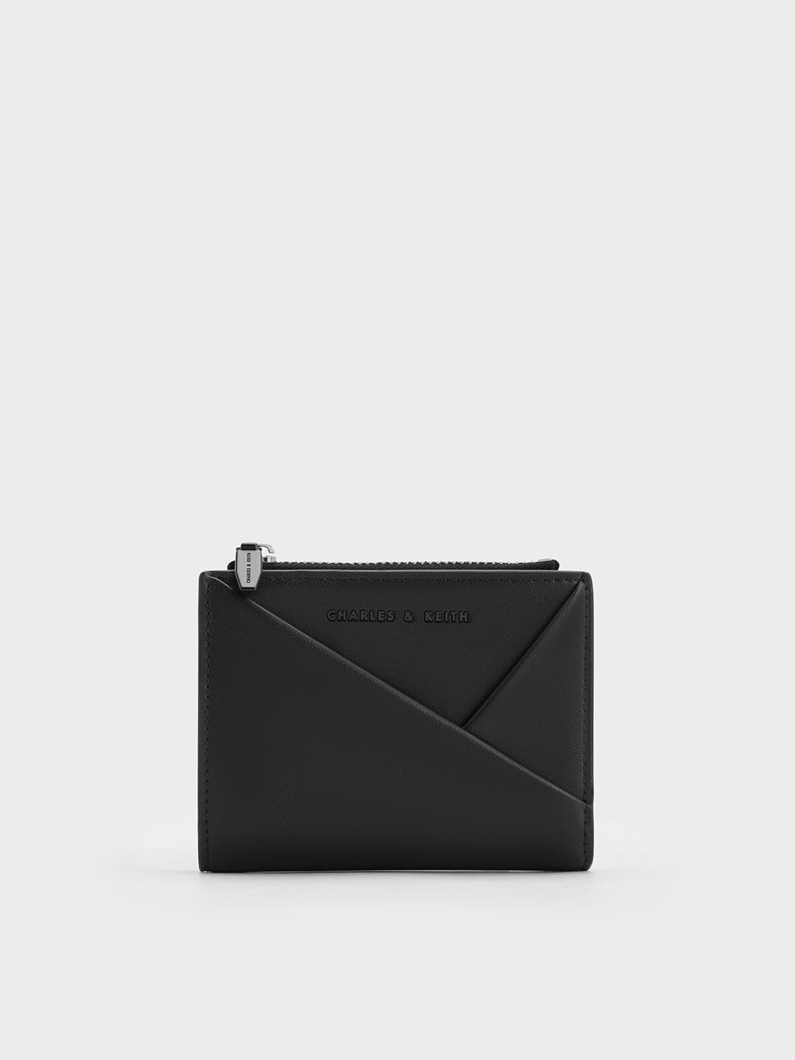 กระเป๋าสตางค์ทรงสี่เหลี่ยมดีไซน์ที่ปิดแบบซิปด้านบนรุ่น Midori, สีดำอะไหล่สีเงิน, hi-res