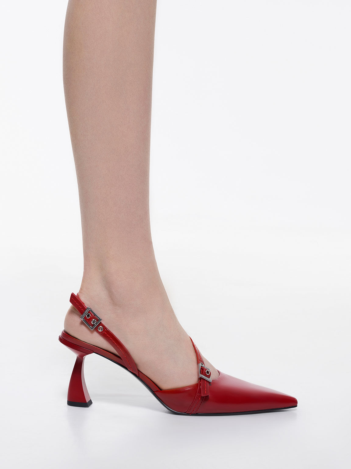 Asymmetric Curved Heel Slingback Pumps, สีแดง, hi-res