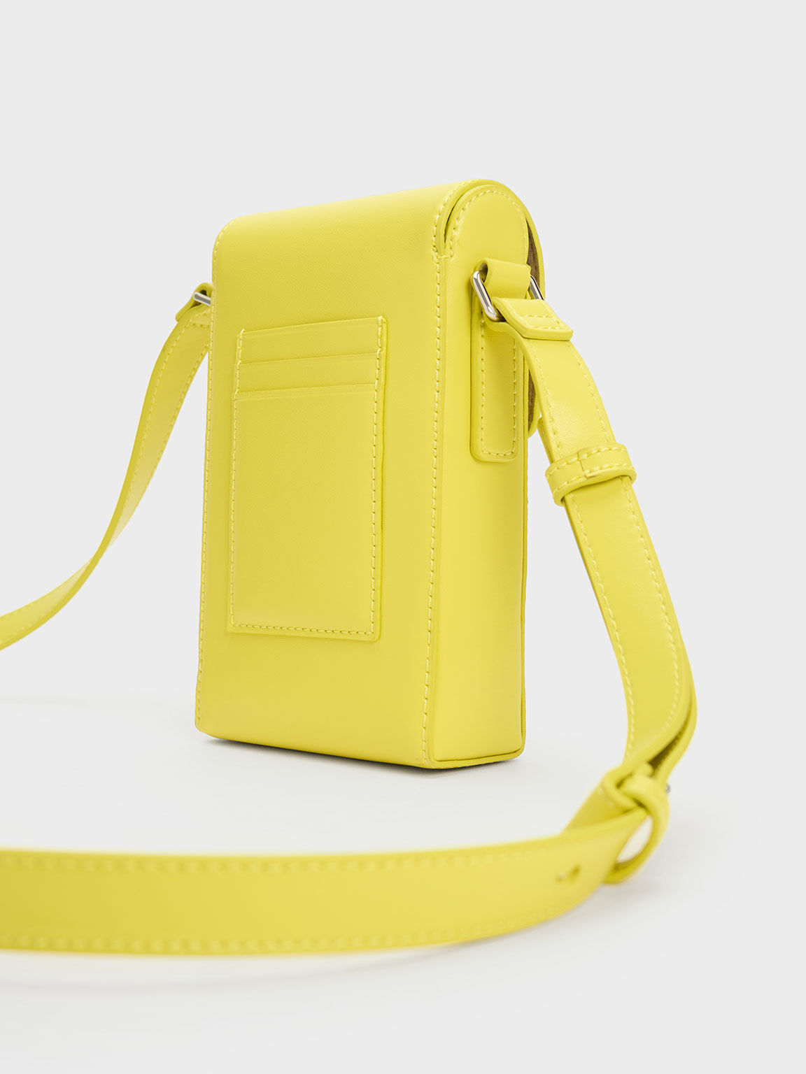 กระเป๋าเพาช์ทรงยาวตกแต่งด้วยเมทัลลิครุ่น Freida, สีเหลือง, hi-res