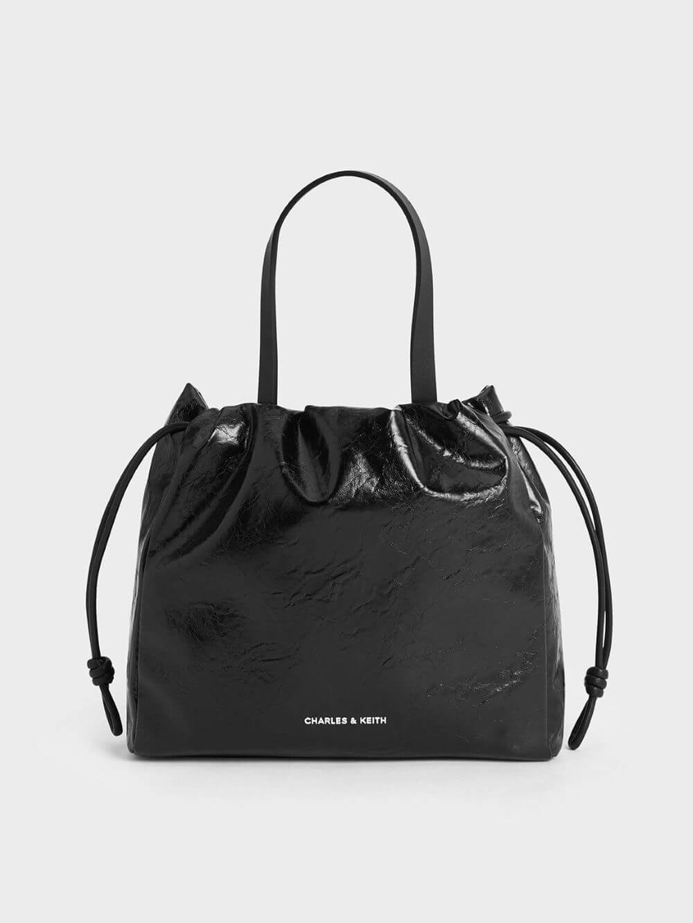 Women’s mini Bethel crinkle-effect ruched drawstring tote bag - CHARLES & KEITH