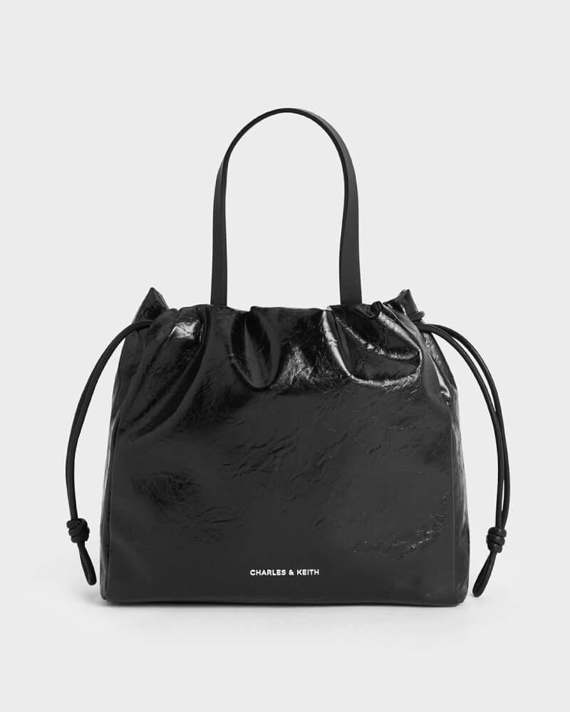 Women’s mini Bethel crinkle-effect ruched drawstring tote bag - CHARLES & KEITH